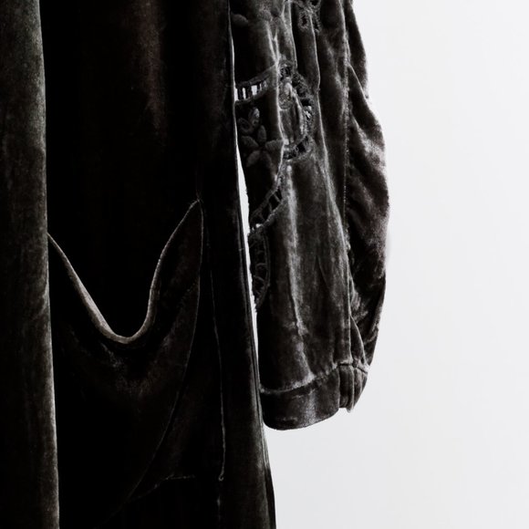 Johnny Was Embroidered Grey Velvet Coat - Picture 6 of 9